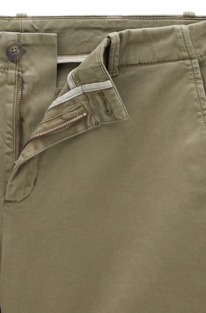 Hugo Boss Regular-fit chino shorts Khaki | 8pyLjXDr