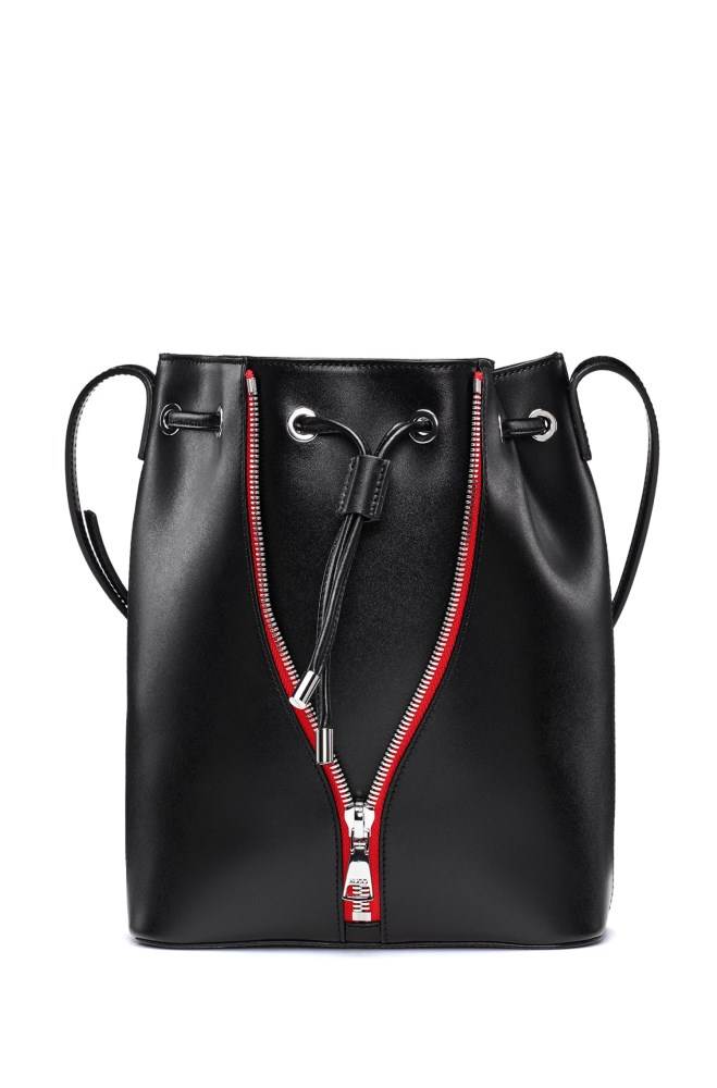 Hugo Boss Smooth-leather bucket bag Svarte | T7bPBSab