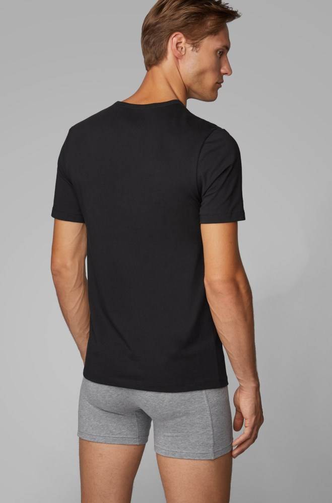 Hugo Boss Three-pack of V-neck underwear T-shirts Svarte | MRzB1ESR